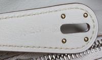 An Hermes Gris Pearle Swift Lindy 30 Handbag, 12" x 7.5" x 6.5".
