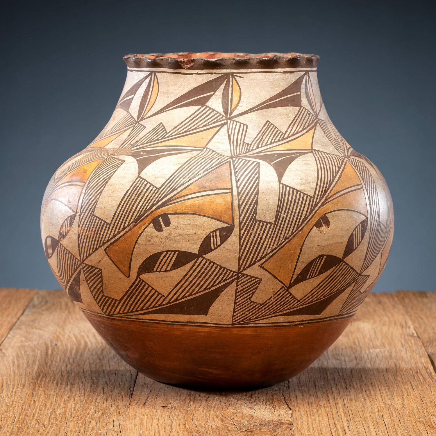 Acoma Pottery Olla, with Ruffled Rim