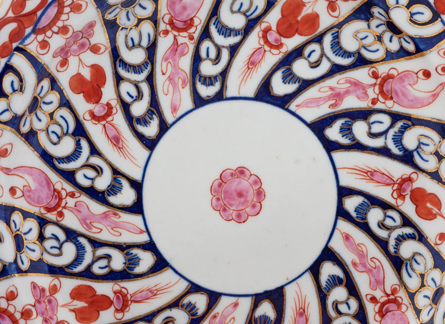 A Group of Eight Worcester Porcelain Articles