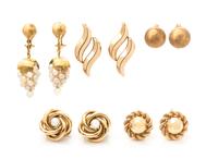 A Collection of Yellow Gold and Cultured Pearl Earclips, 28.10 dwts.