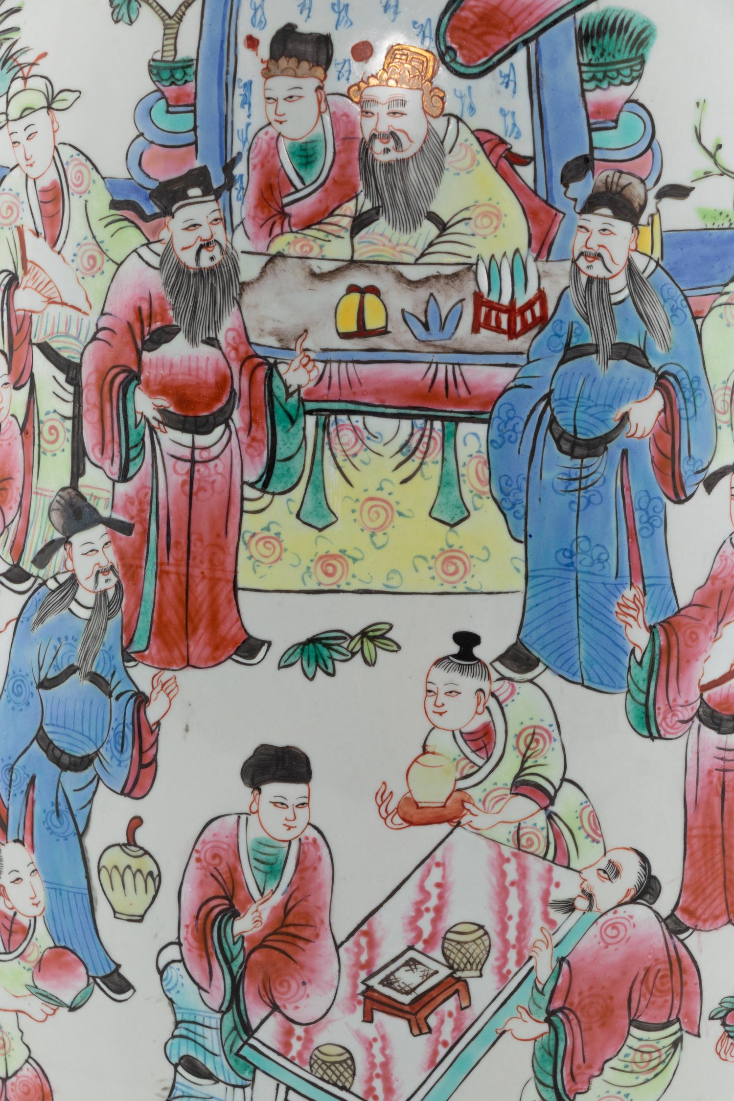 A Chinese Export Famille Rose Porcelain Vase