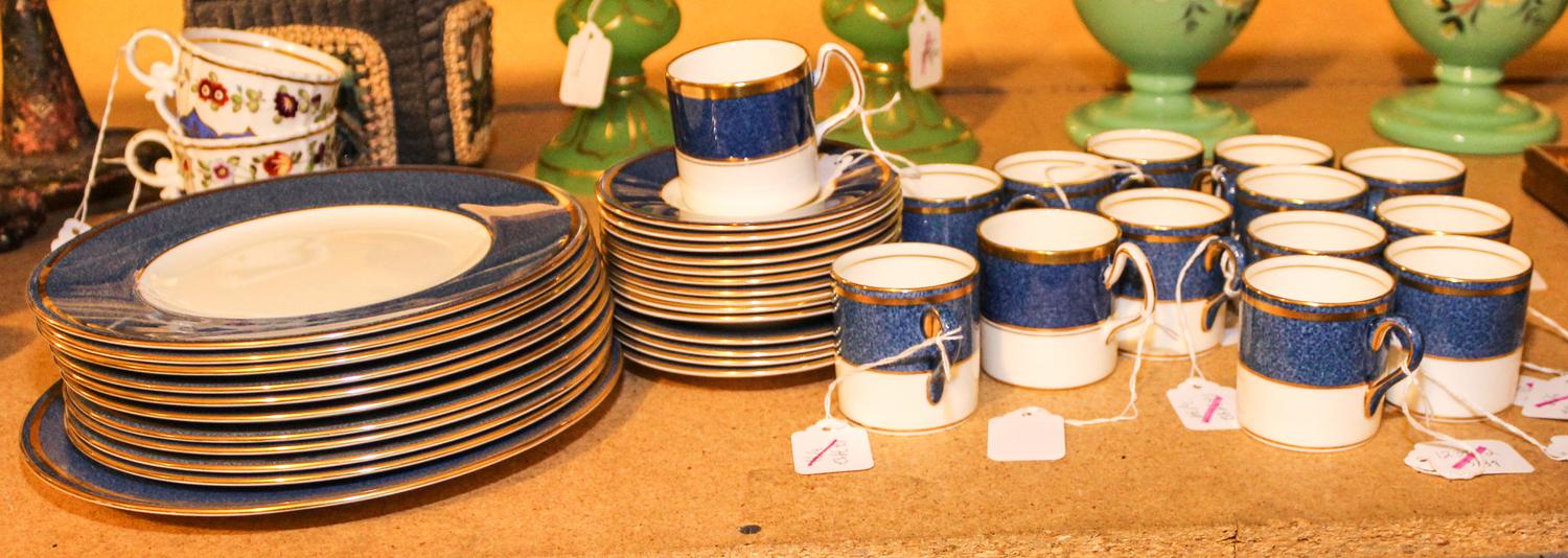 A Wedgwood Dessert Service Diameter of plates 8 1/4 inches.