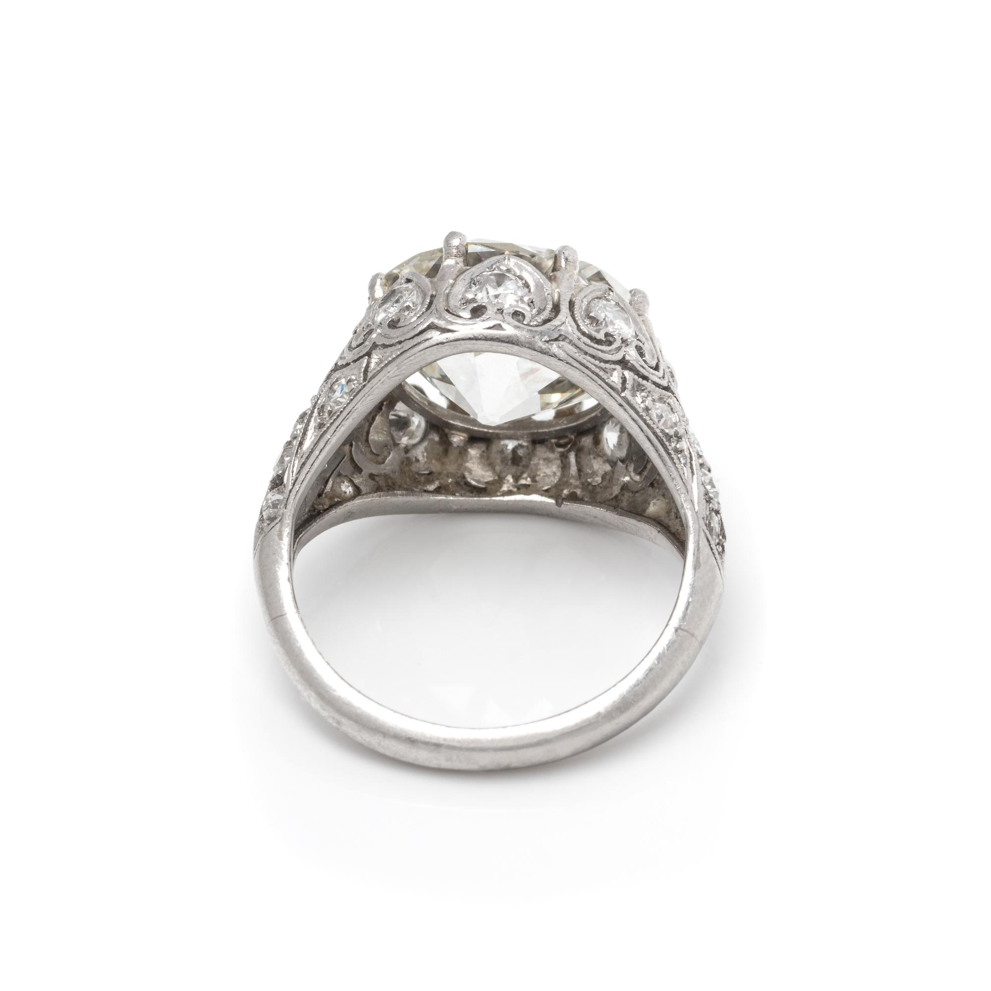 ANTIQUE, DIAMOND RING