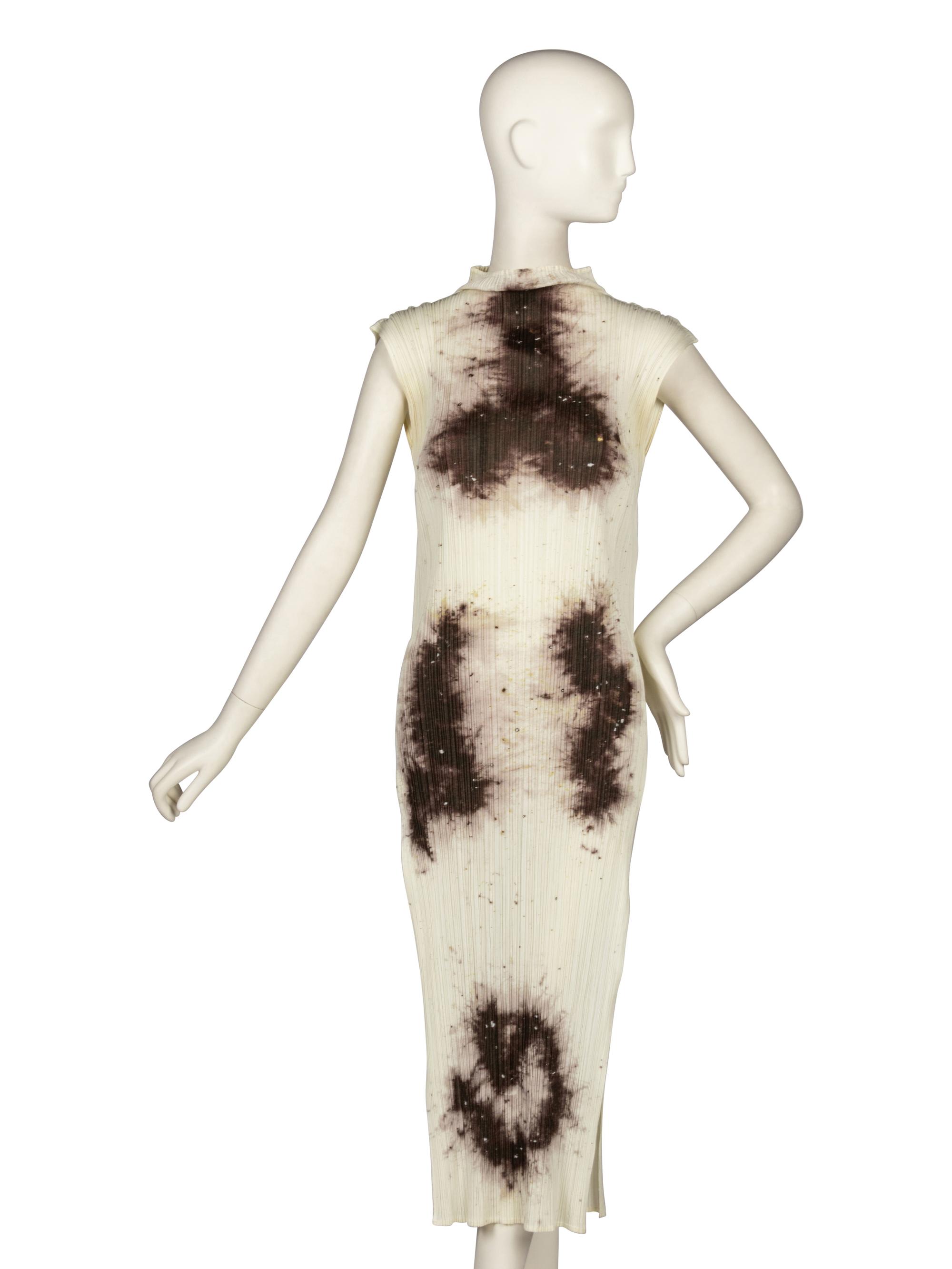 Issey Miyake, Pleats Please Cai Guo Qiang Dress, 1998