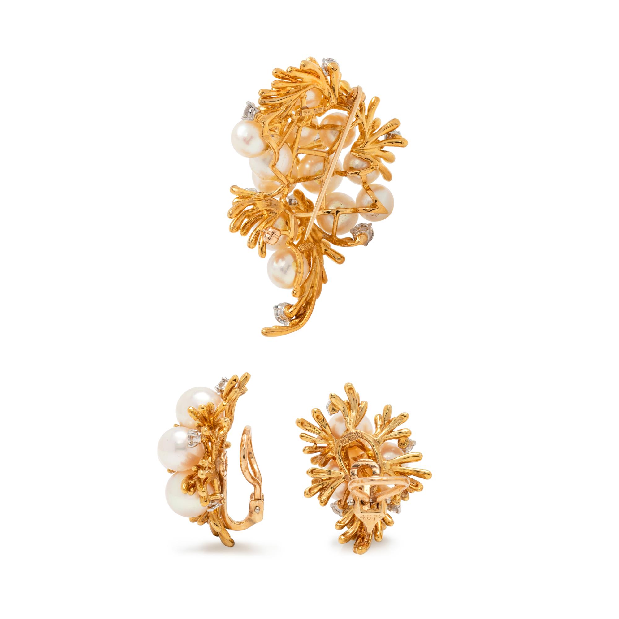 YELLOW GOLD, CULTURED PEARL AND DIAMOND SET