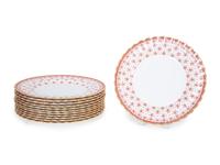 Twelve Spode Fleur de Lys Porcelain Dinner Plates — ENGLISH, 20TH CENTURY