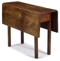 Chippendale walnut drop-leaf table new england, circa 1770