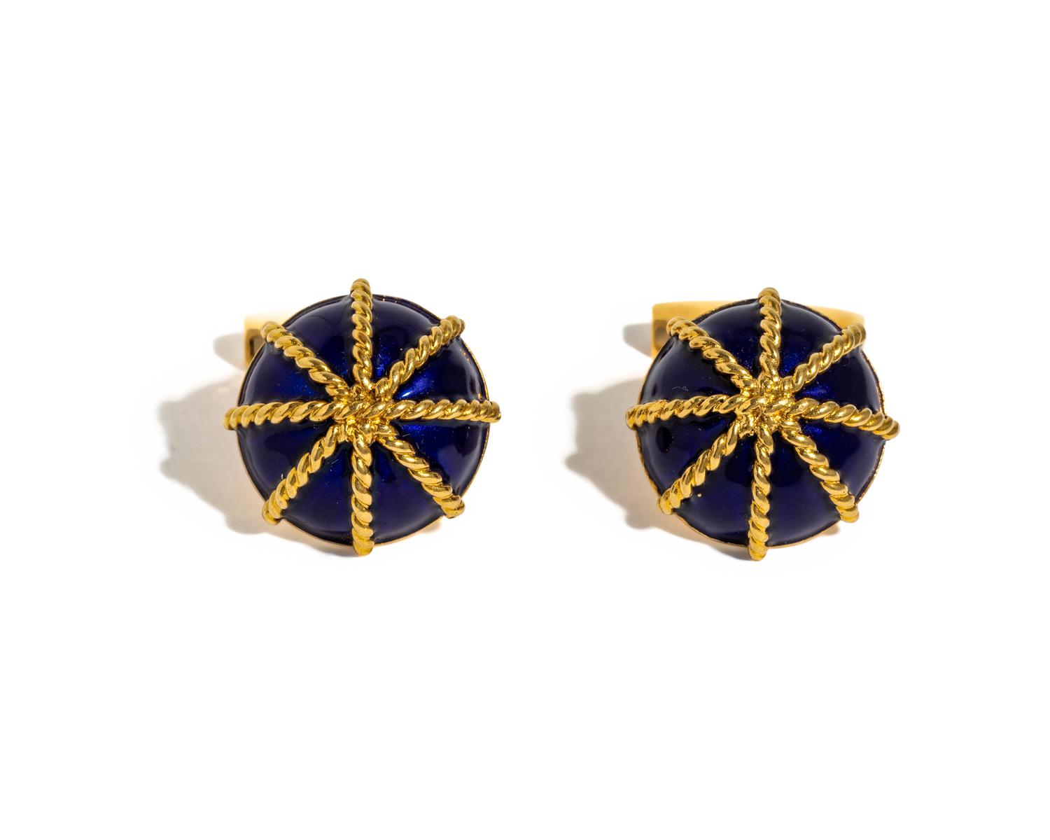 YELLOW GOLD AND ENAMEL CUFFLINKS