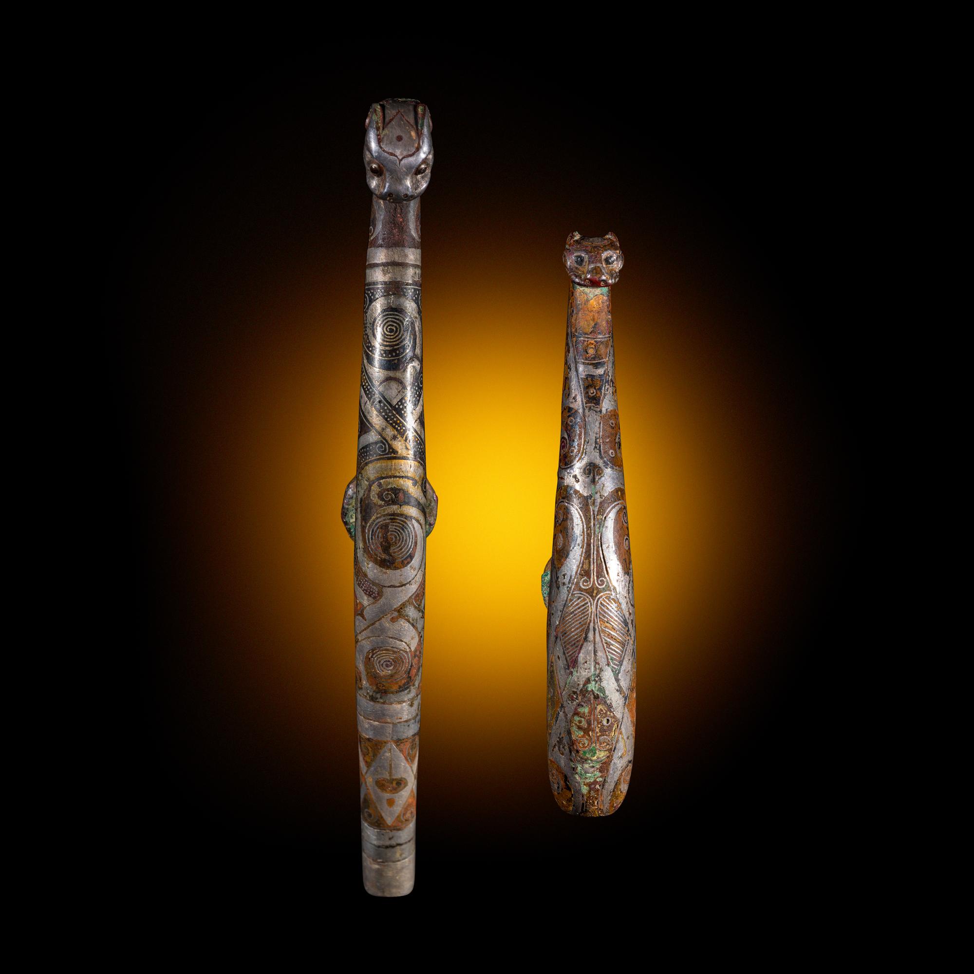 Two Chinese Silver Inlaid Bronze 'Tiger' Belt Hooks, Warring States Period-Qin Dynasty 戰國-秦 虎首錯金銀帶 鉤 兩件
