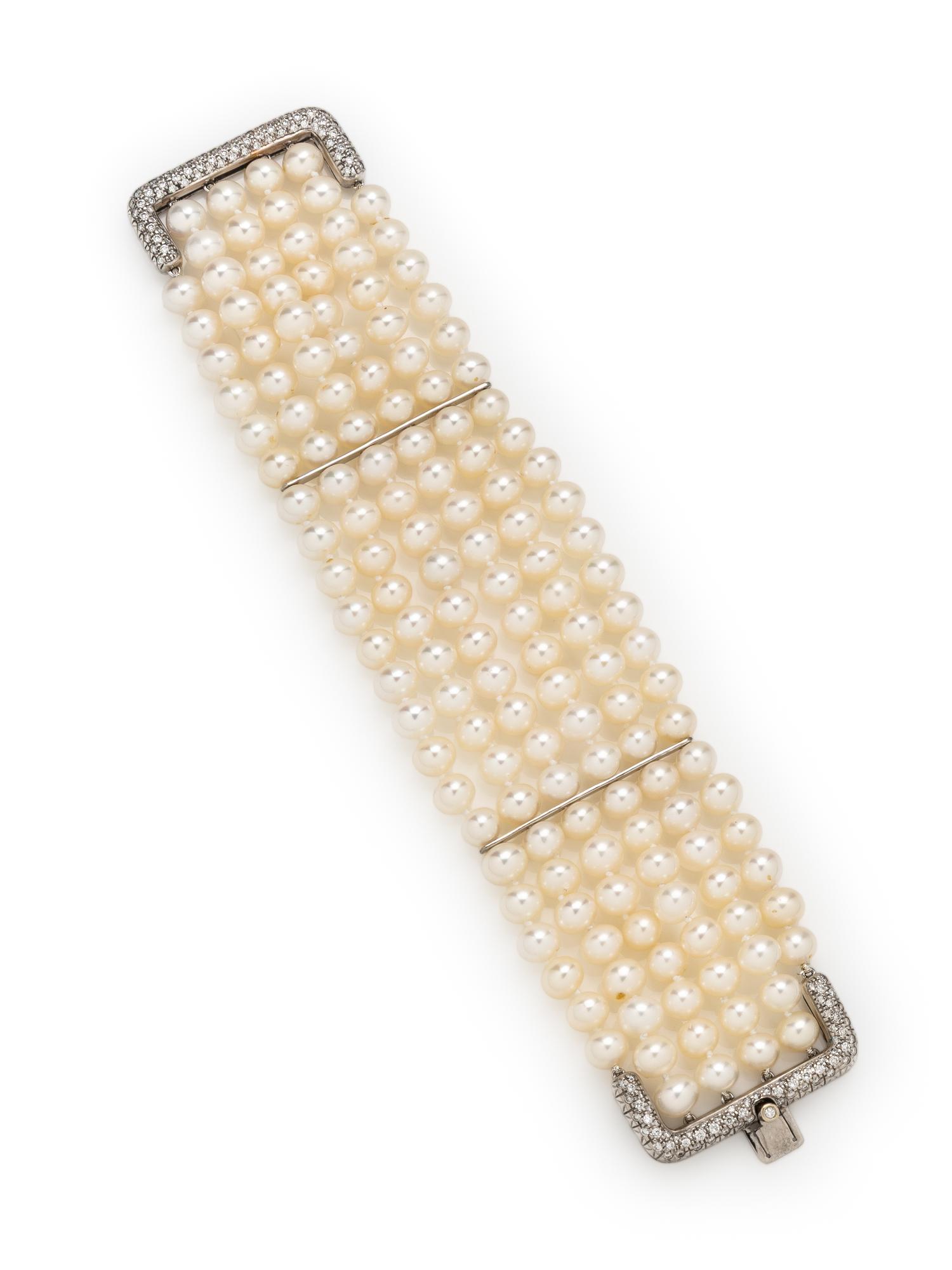 CULTURED PEARL AND DIAMOND BUCKLE BRACELET