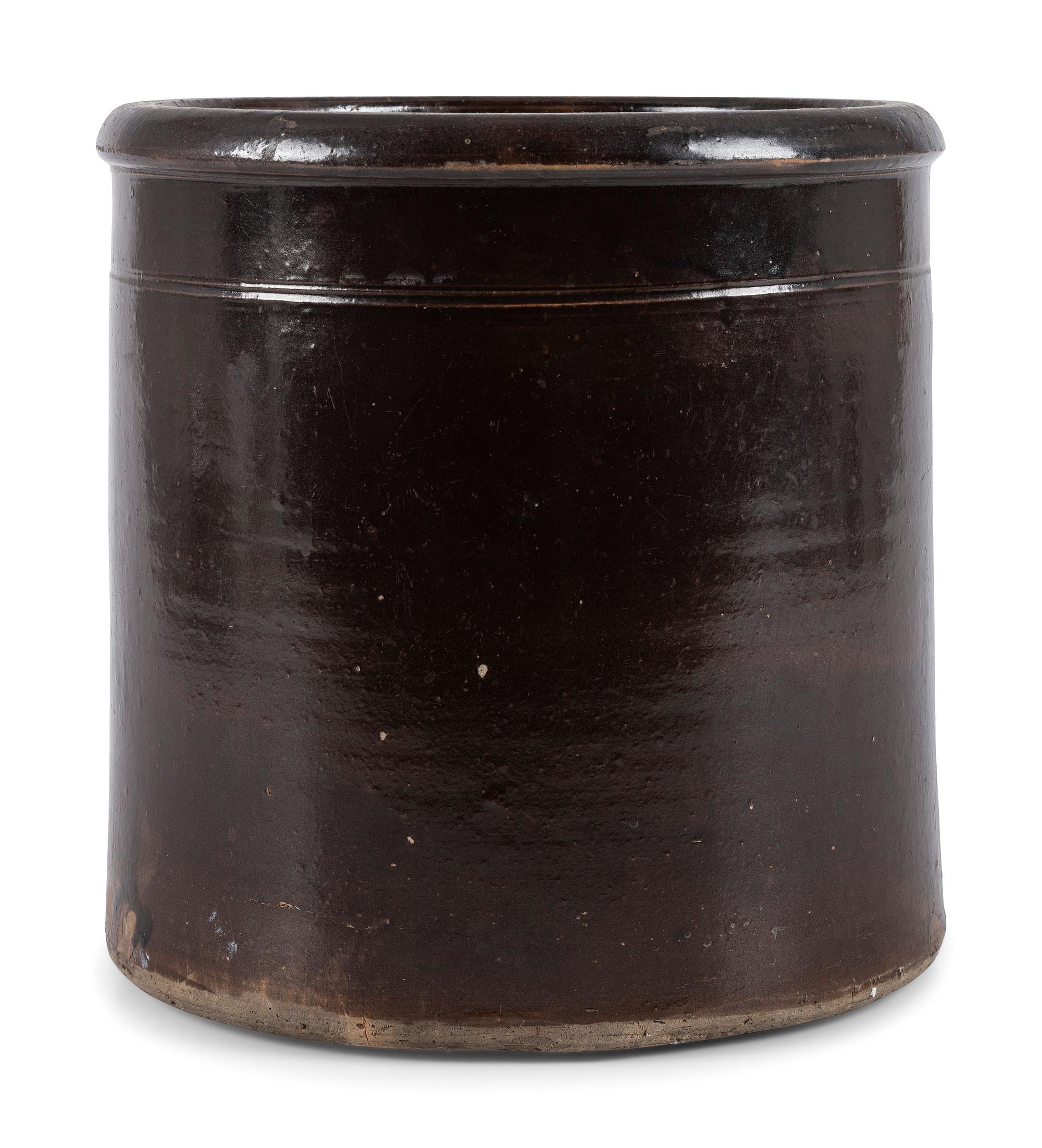 An Ohio Albany Slip Stoneware Crock