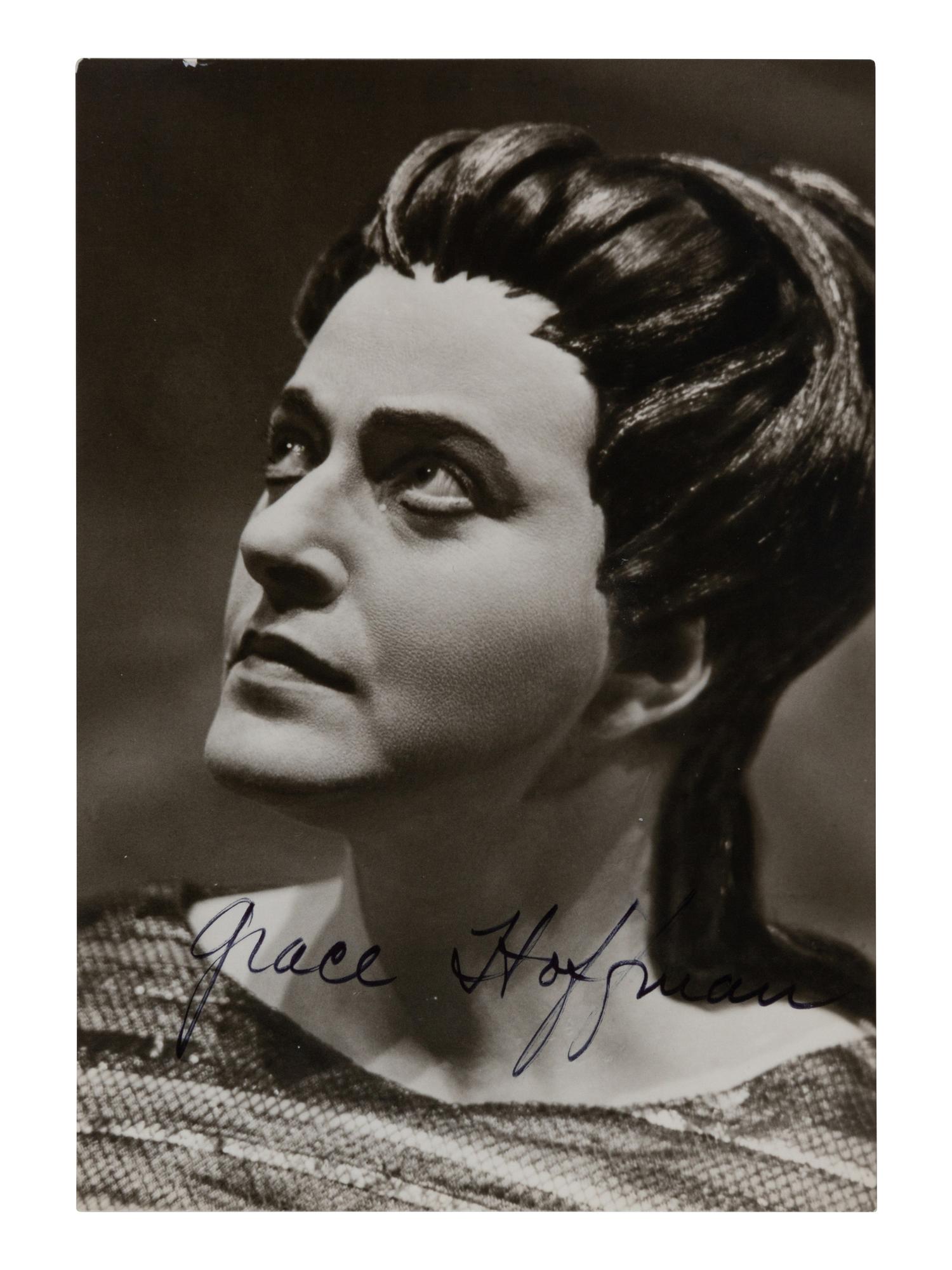 HOFFMAN, Grace (1921-2008). Black and white photographic postcard signed (“Grace Hoffman”), 1961.