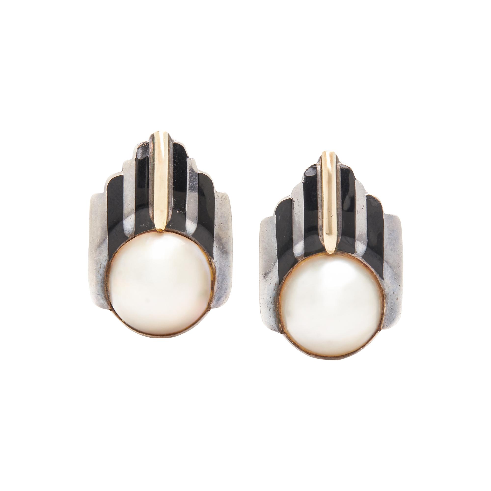 CARTIER, STERLING SILVER, YELLOW GOLD, CULTURED PEARL AND ONYX JEWELRY SUITE