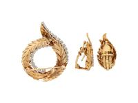 MCTEIGUE, YELLOW GOLD AND DIAMOND BROOCH AND EARRINGS