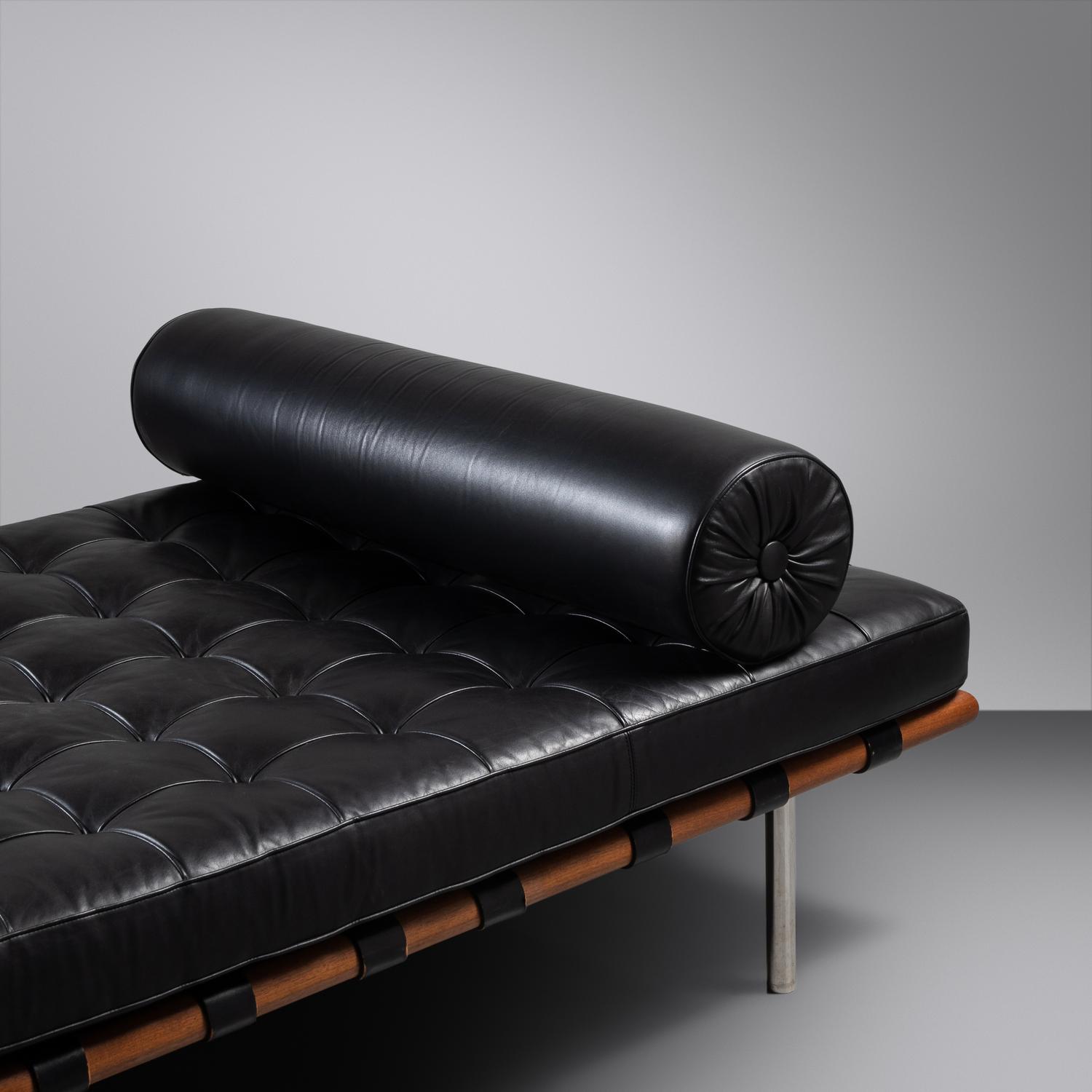 Barcelona Daybed Knoll International, USA