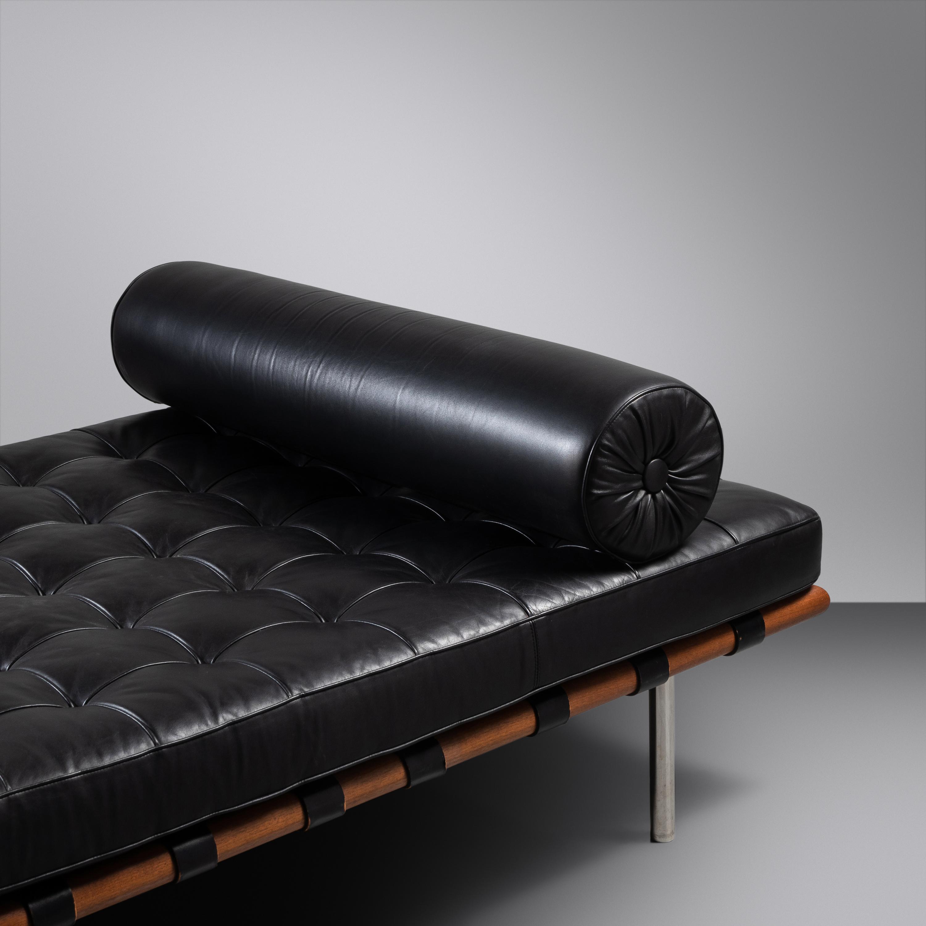 Barcelona Daybed Knoll International, USA