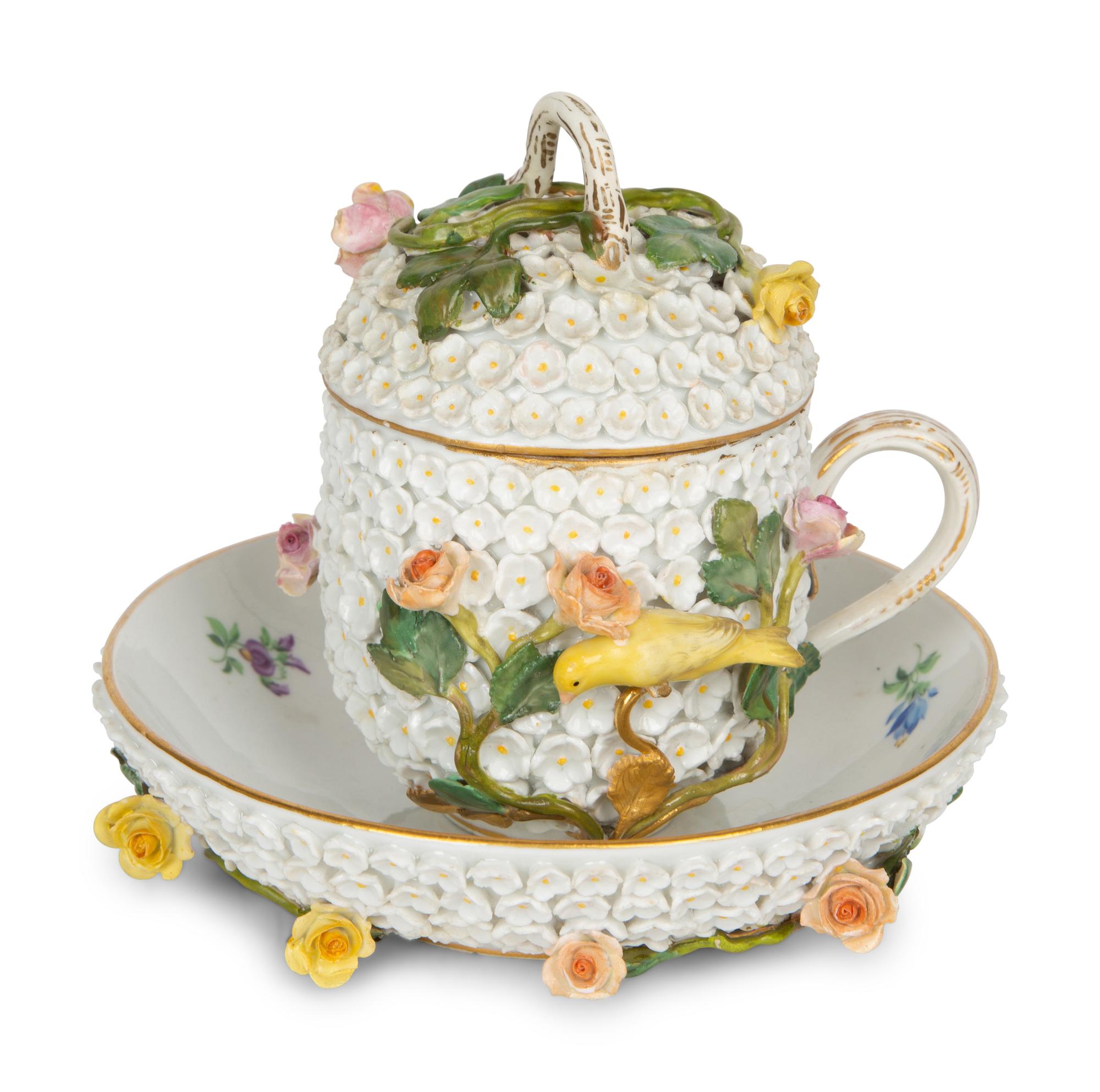 A Meissen Porcelain Schneeballen Cup and Saucer — 19TH/20TH CENTURY