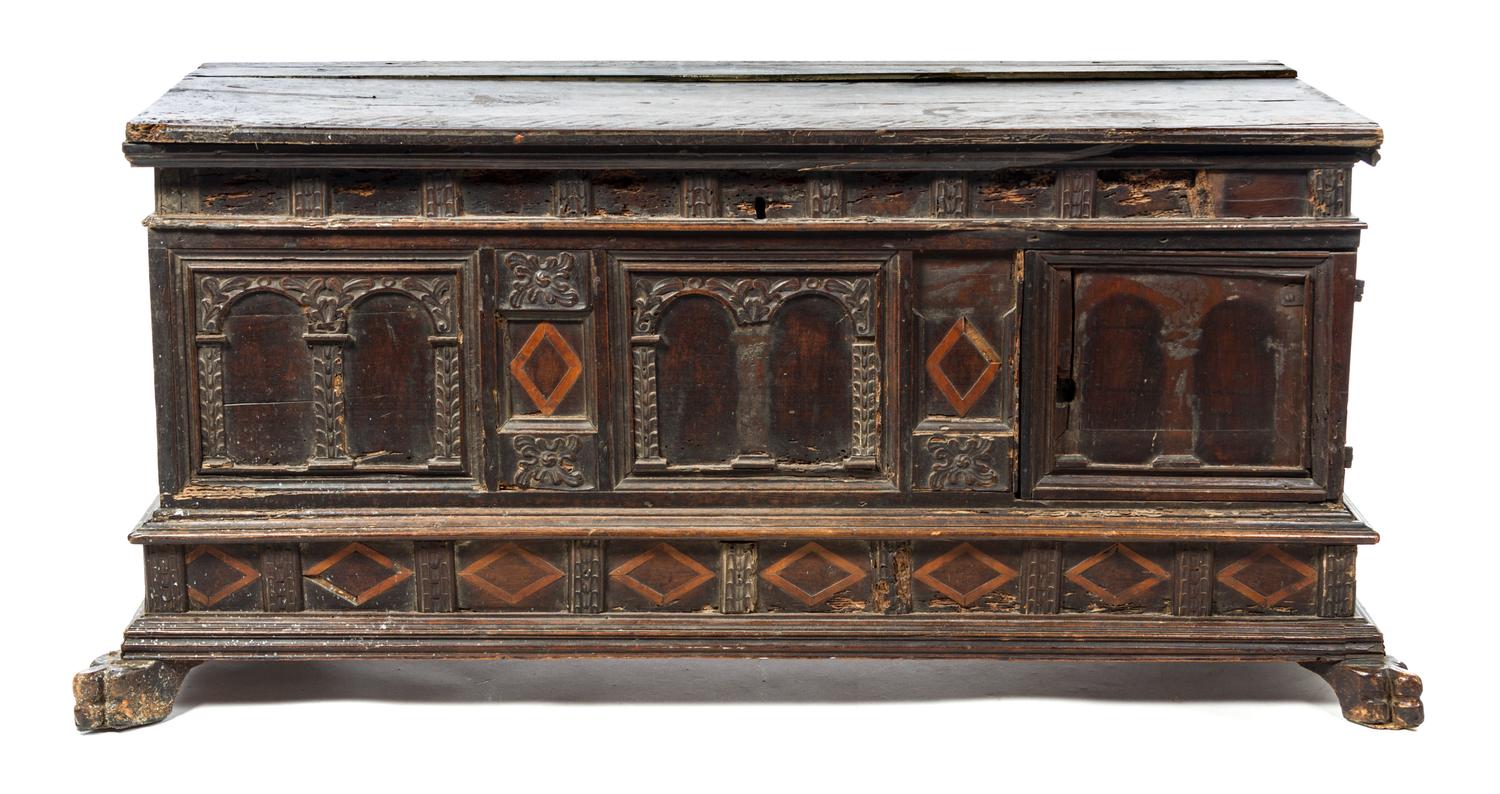 An Italian Oak Cassone Height 25 1/2 x width 52 x depth 21 1/2 inches. — 17TH CENTURY
