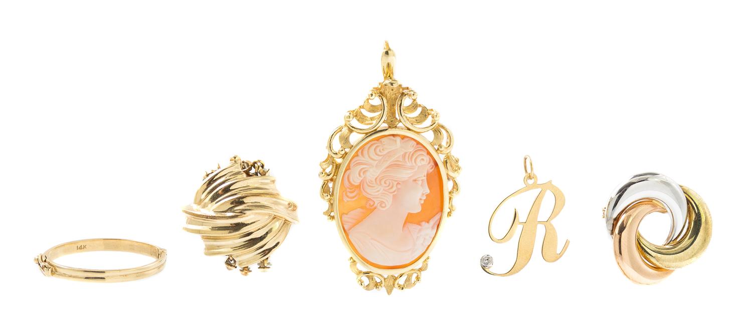 A Collection of Yellow Gold Jewelry, 15.20 dwts.