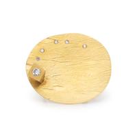 FELICITY PETERS, YELLOW GOLD AND DIAMOND RING