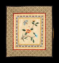 A Collection of 33 Chinese Embroidered Silk Panels 近代 綉片33幅