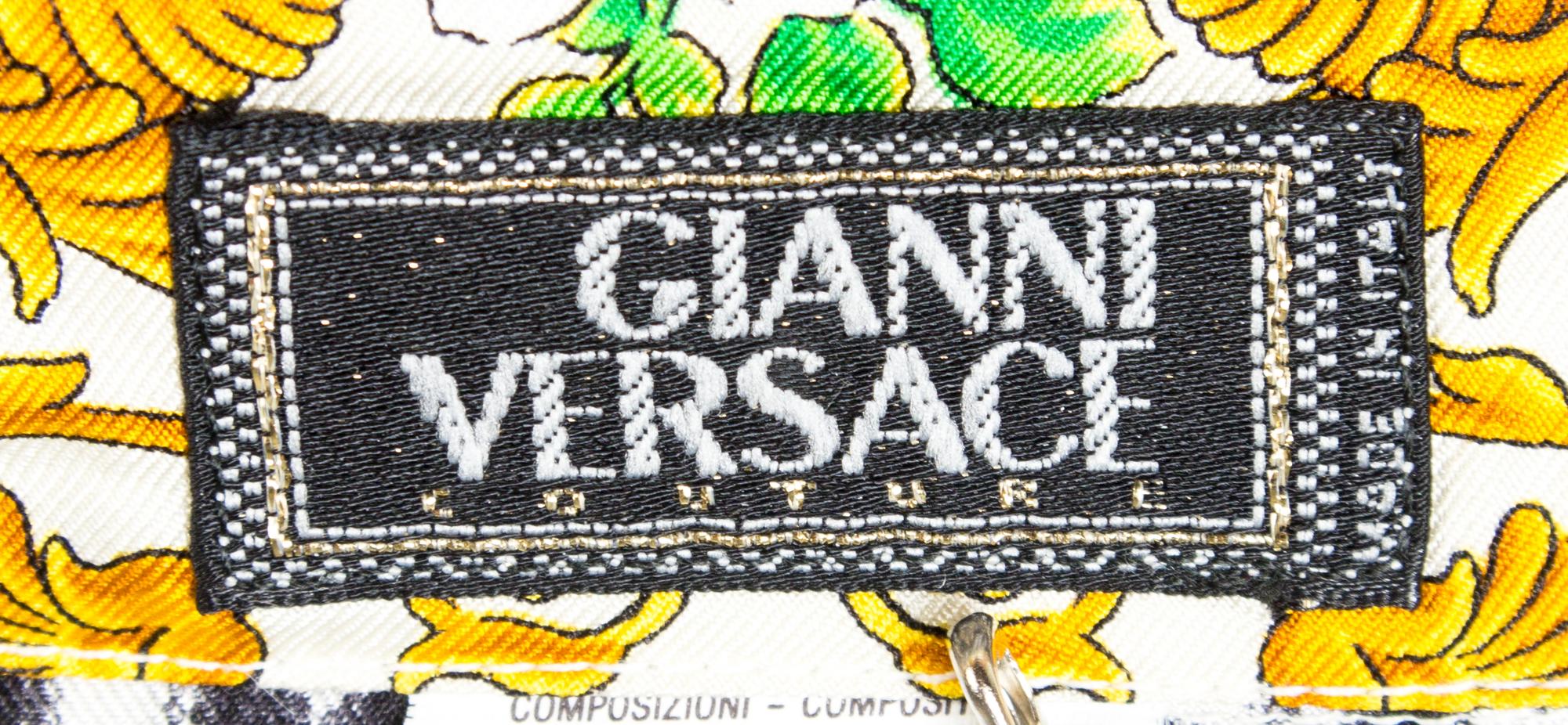 A Gianni Versace Silk Print Shirt, Size 40.