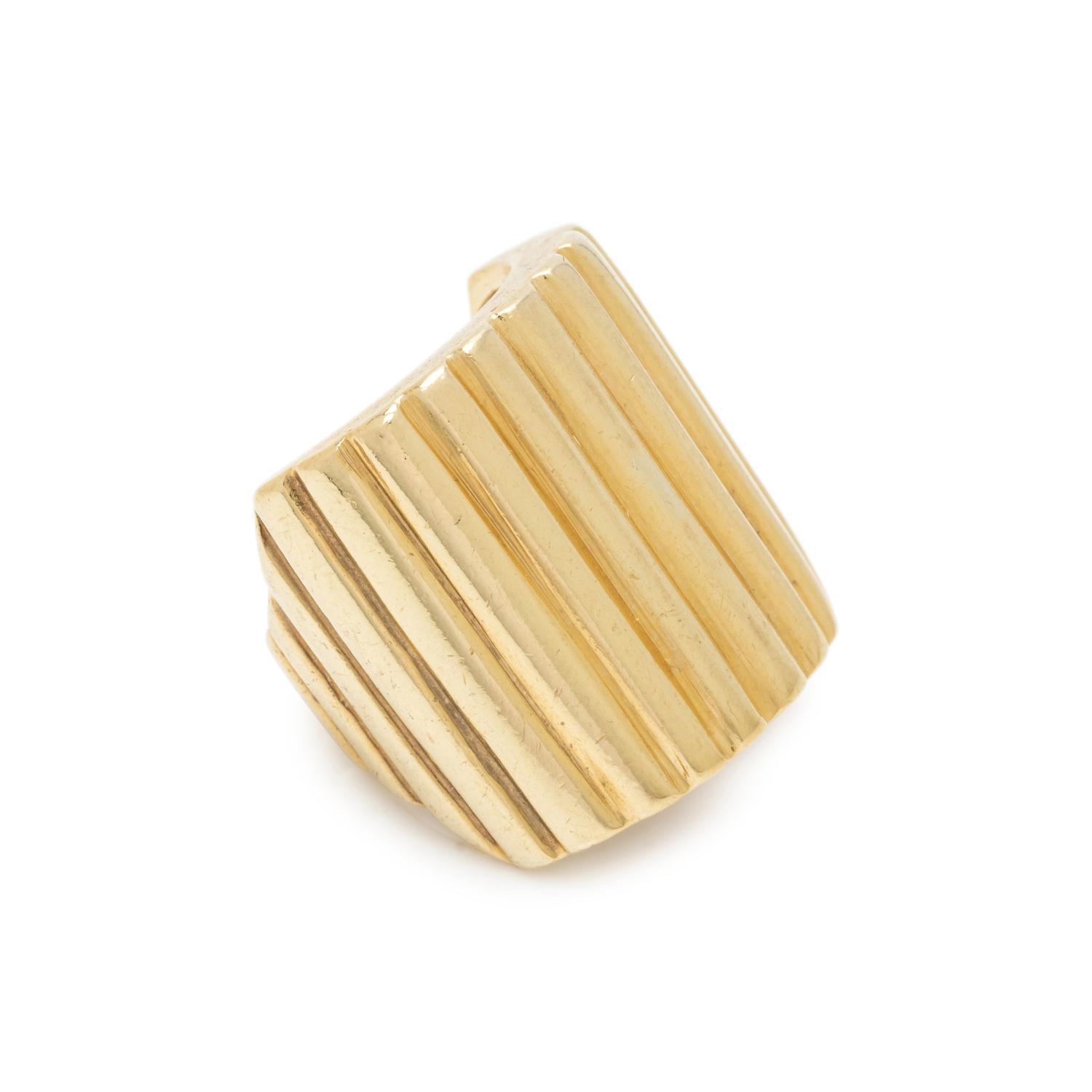 YELLOW GOLD RING