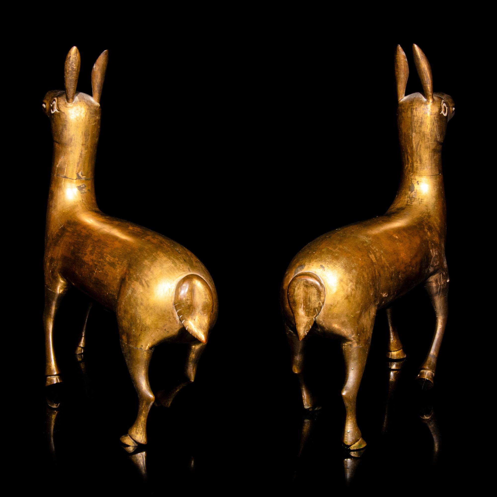 A Pair of Tibetan Gilt Bronze Kiang Donkeys, 18th/19th Century 十八/十九世紀 銅鎏金藏野驢一對