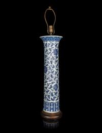 A Chinese Blue and White Porcelain Vase