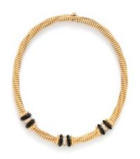 YELLOW GOLD, DIAMOND AND ONYX NECKLACE