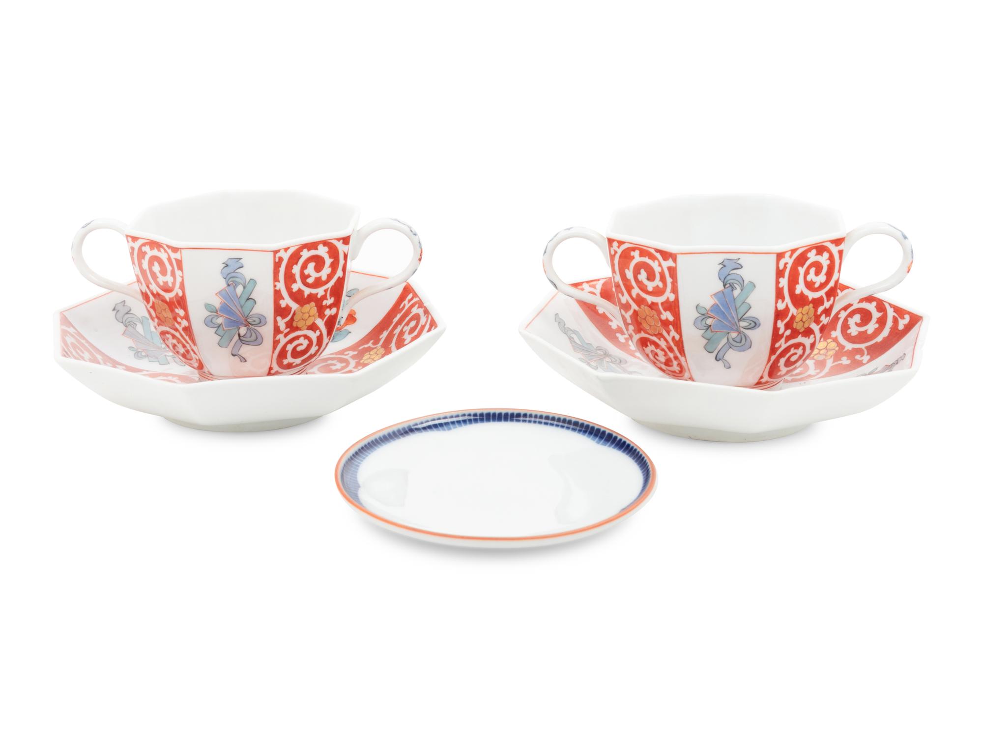 A Pair of Meissen Porcelain Teacups and Saucers