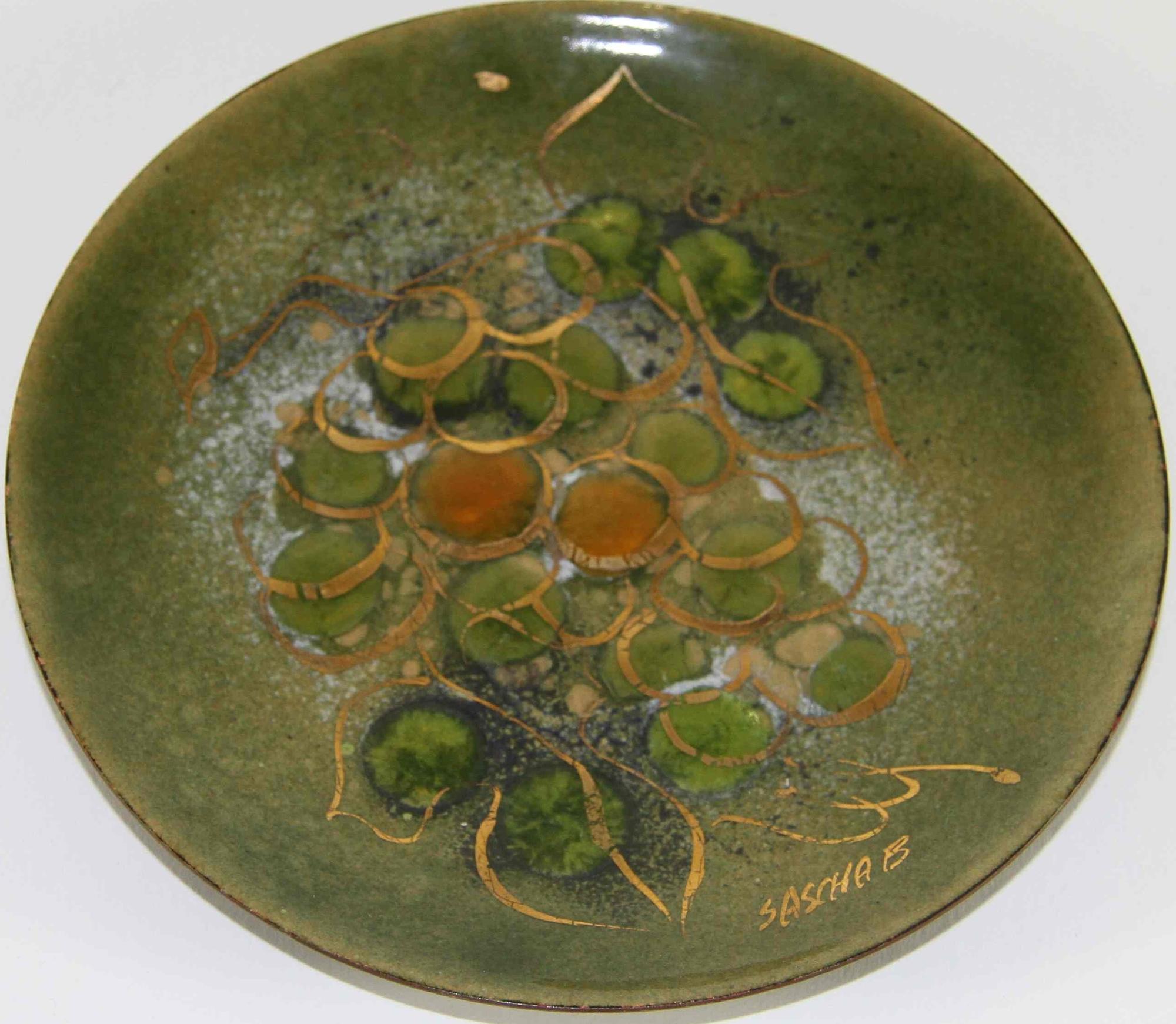 A Group of Thirteen Pottery Articles Diameter of charger 5 3/4 inches. — Sasha Brastoff