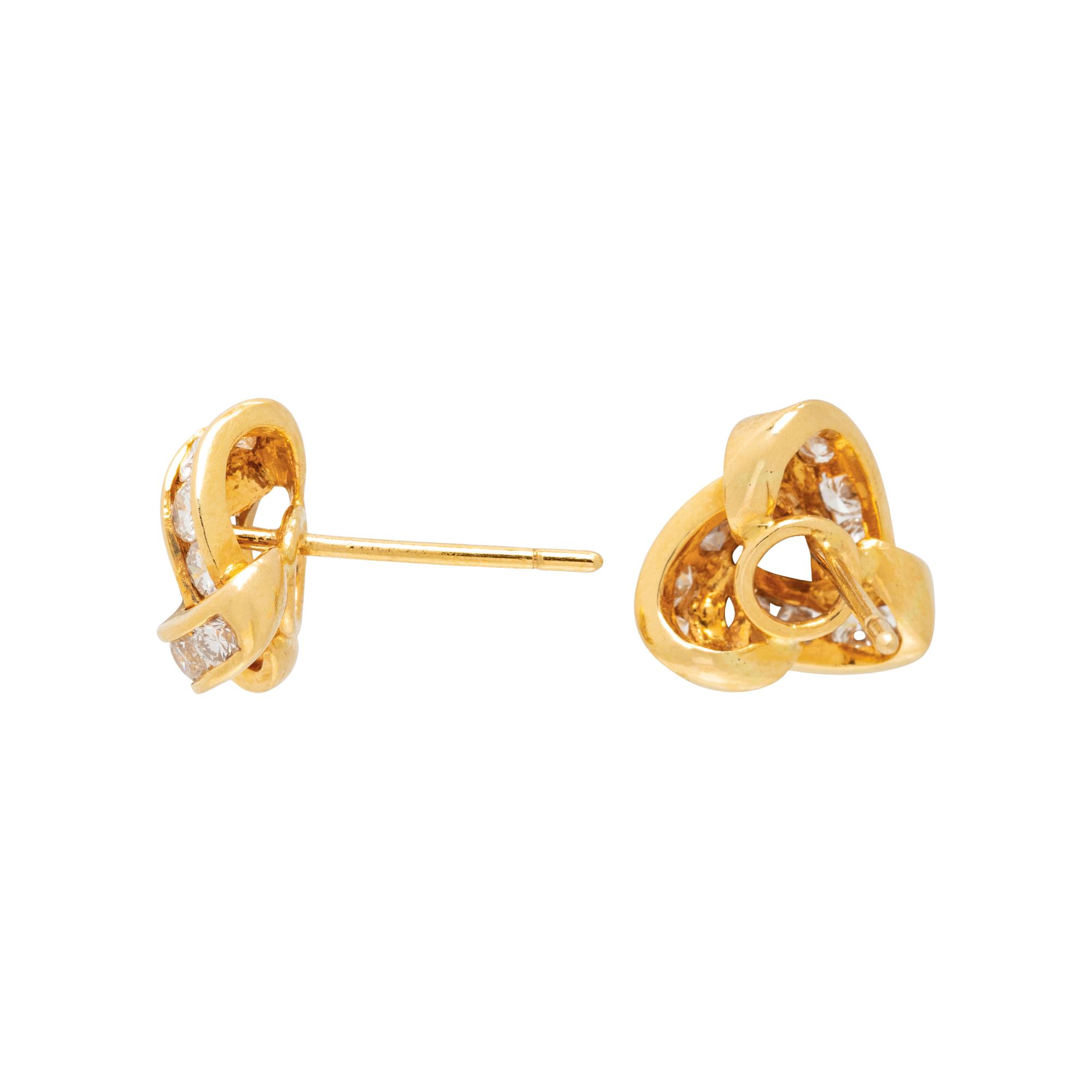 YELLOW GOLD AND DIAMOND JEWELRY SUITE