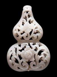 A Reticulated White Jade Parfumier Pendant