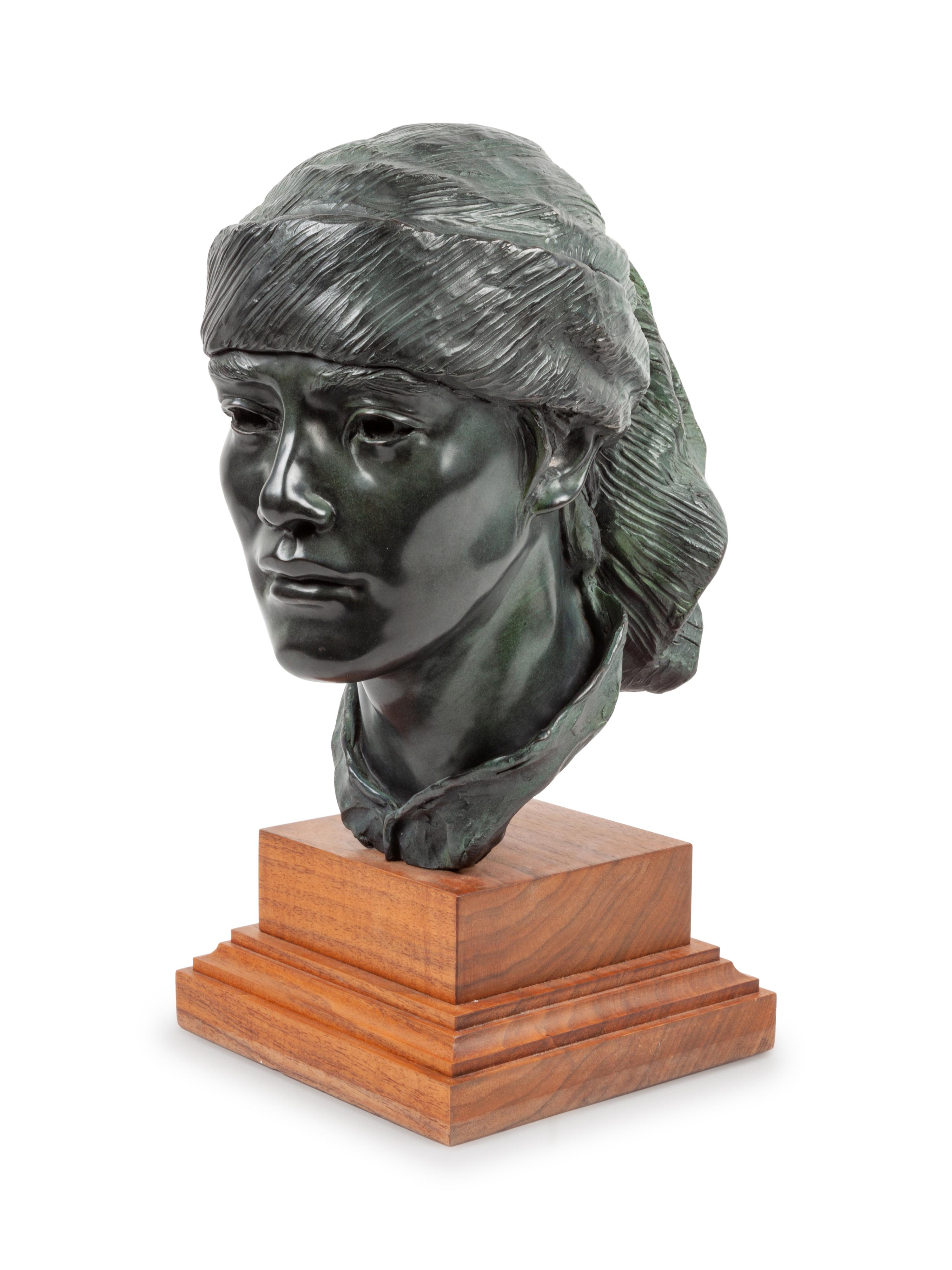 Bust, edition 9/25