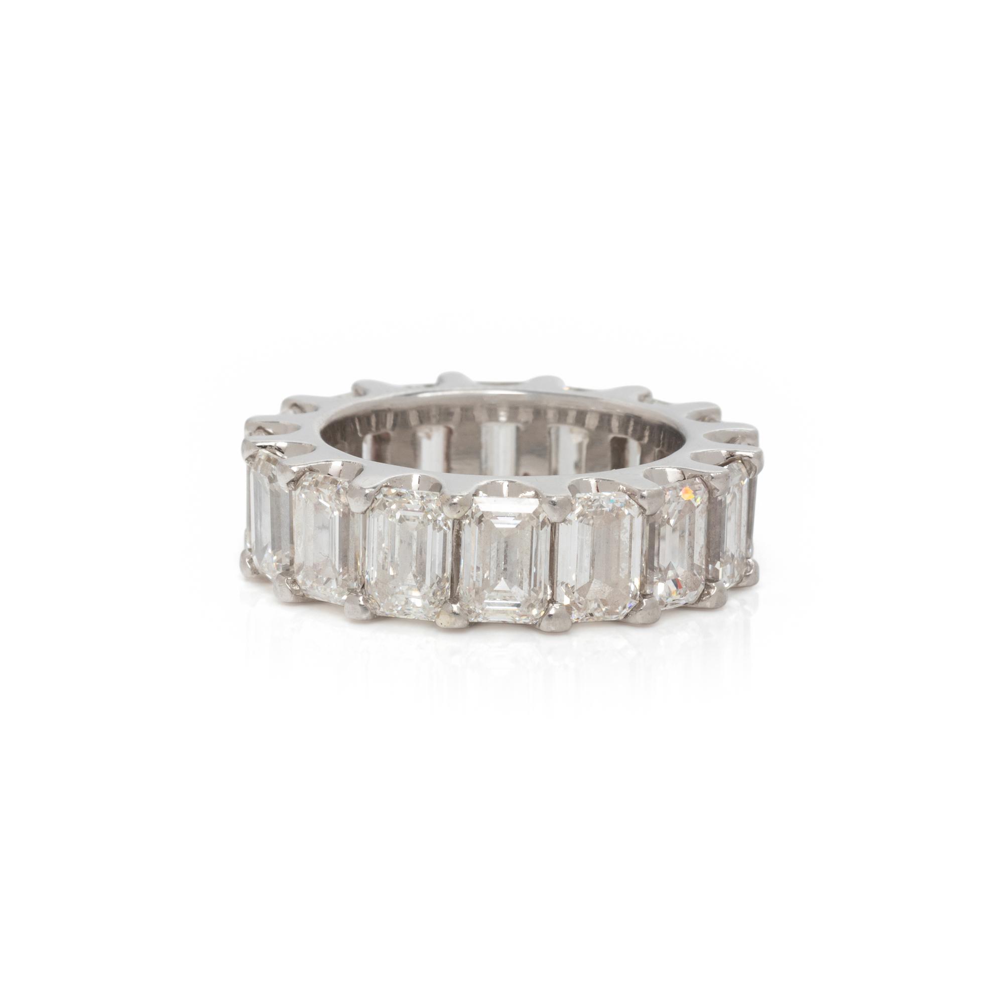 DIAMOND ETERNITY BAND