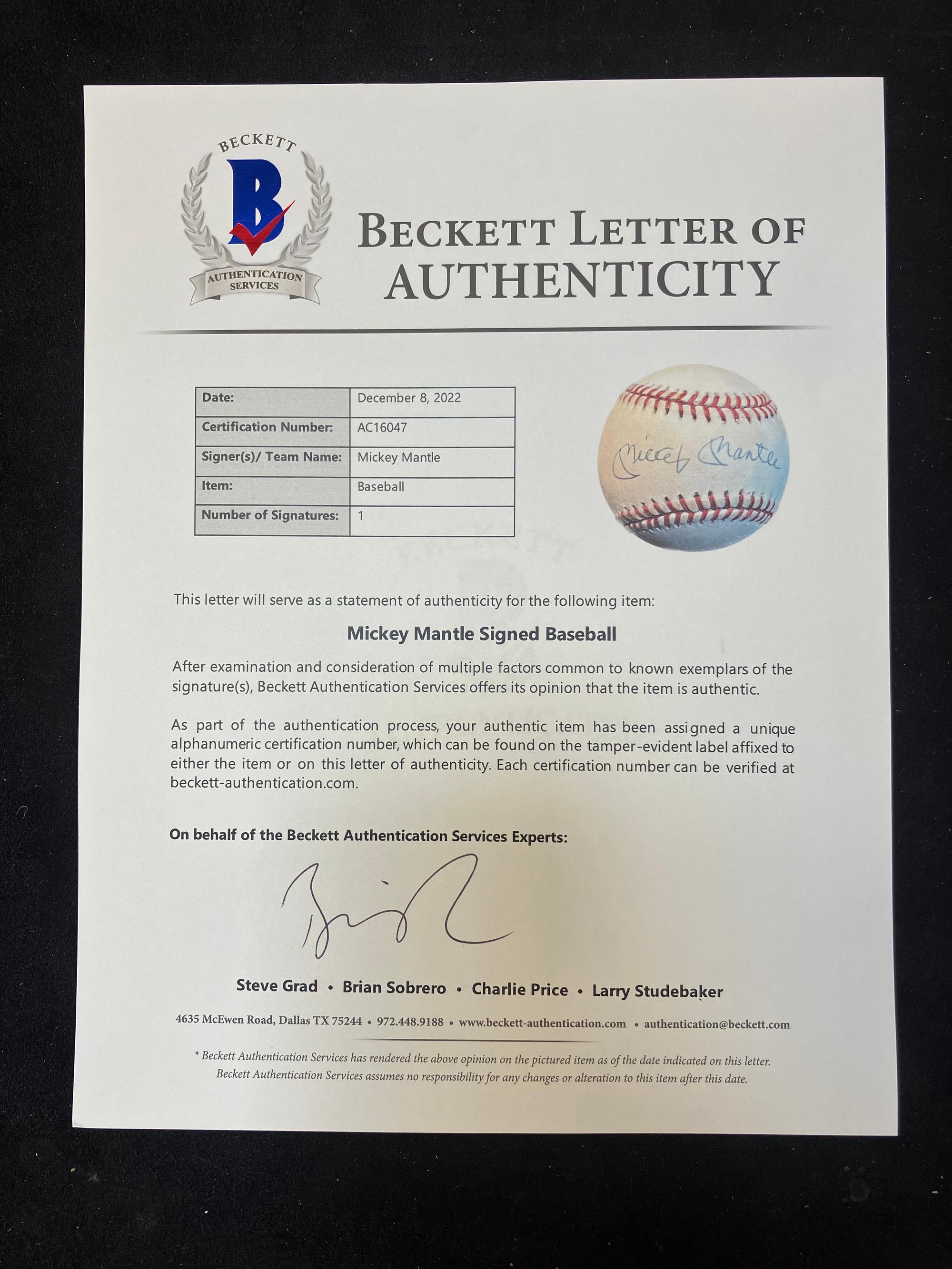 A Mickey Mantle Single Signed Autograph Baseball (Beckett Authentication Services Letter),