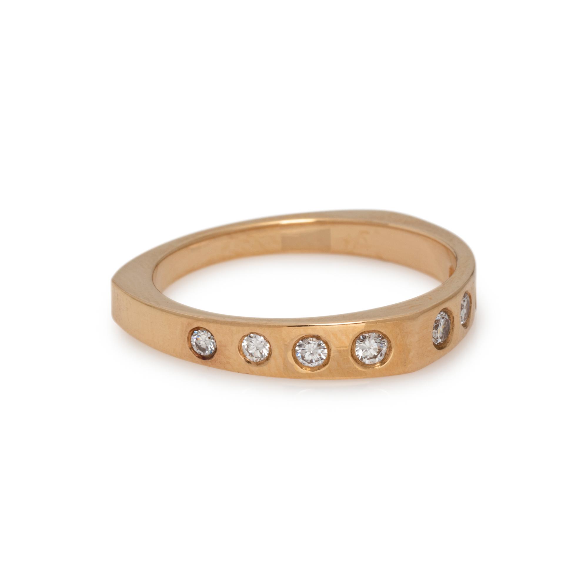 YELLOW GOLD AND DIAMOND RING