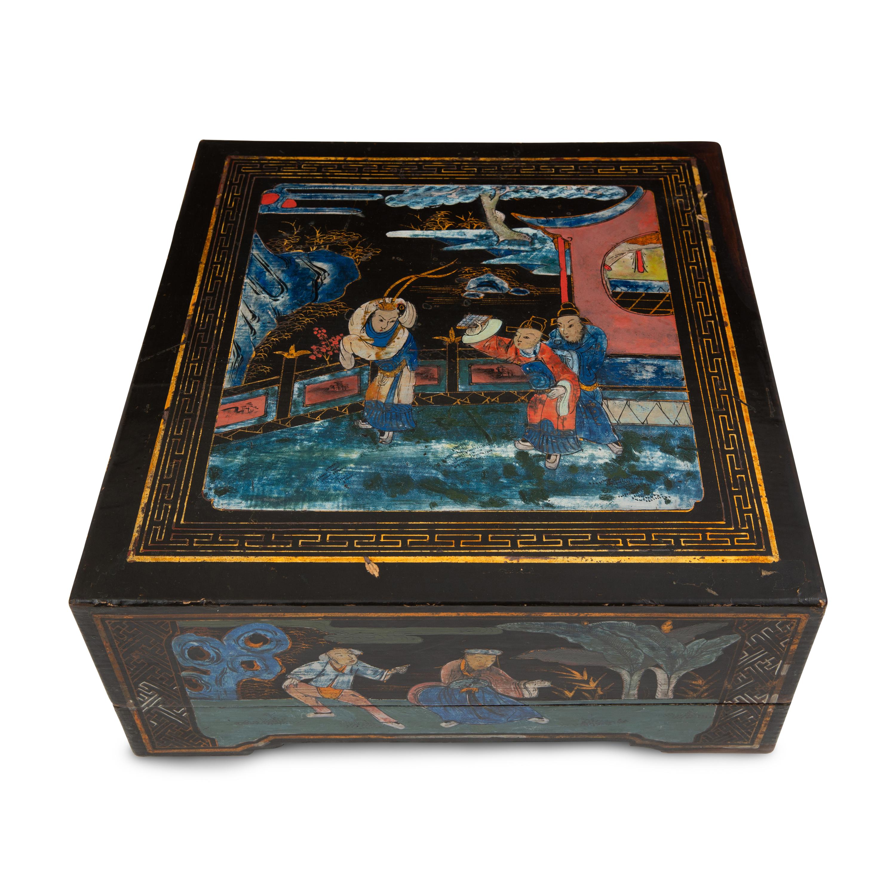 A Chinese Export Lacquer Box