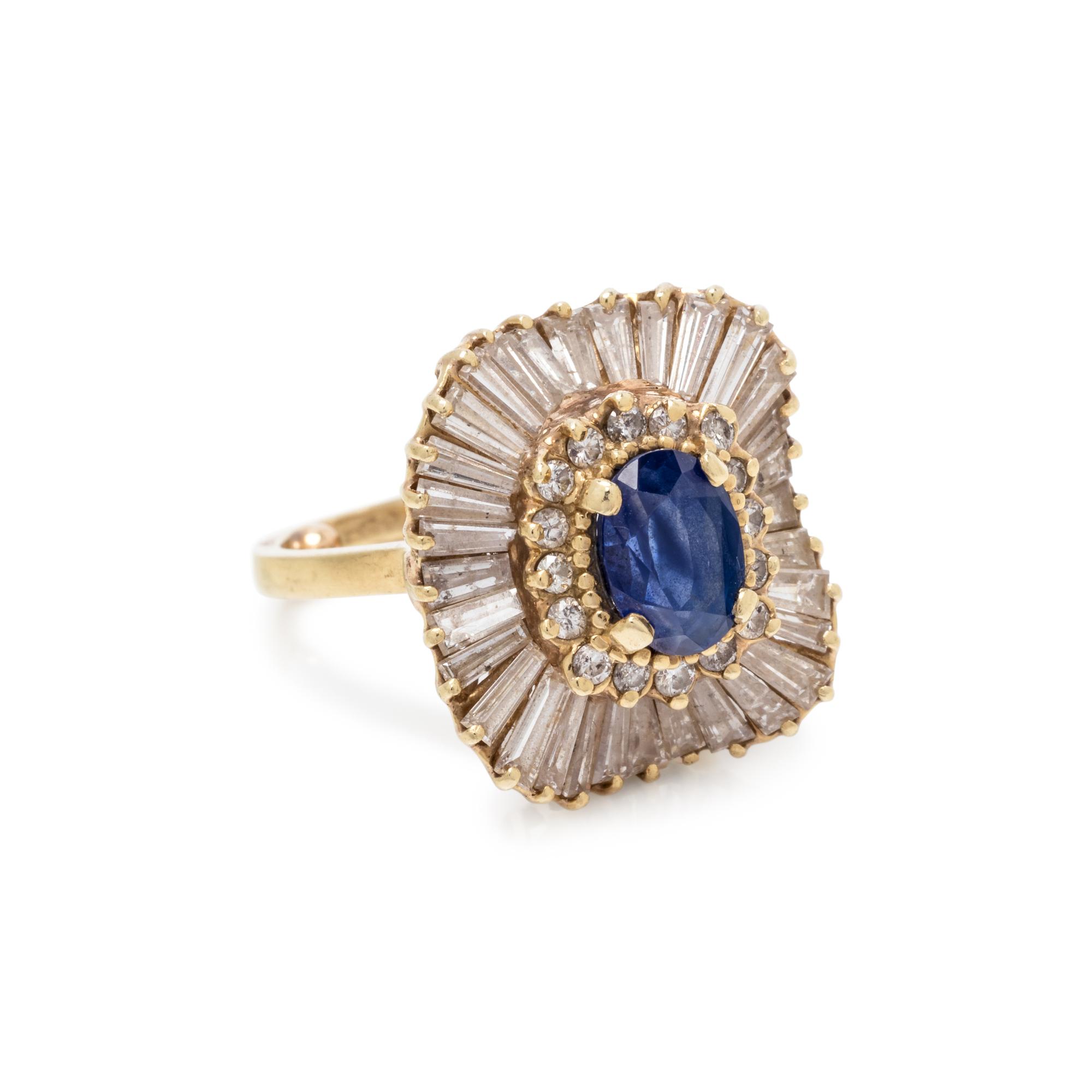 SAPPHIRE AND DIAMOND RING
