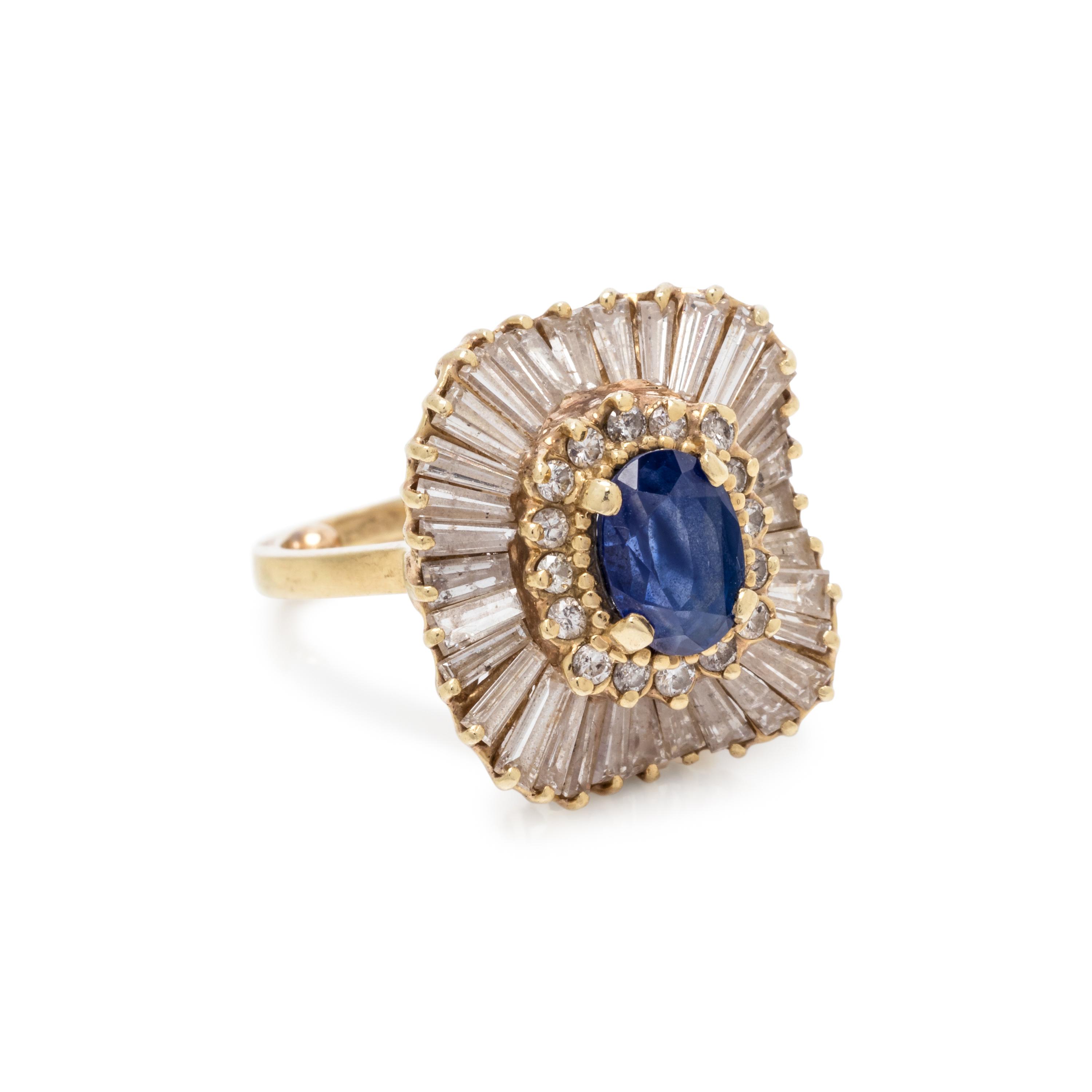 SAPPHIRE AND DIAMOND RING