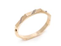 YELLOW GOLD AND DIAMOND BANGLE BRACELET