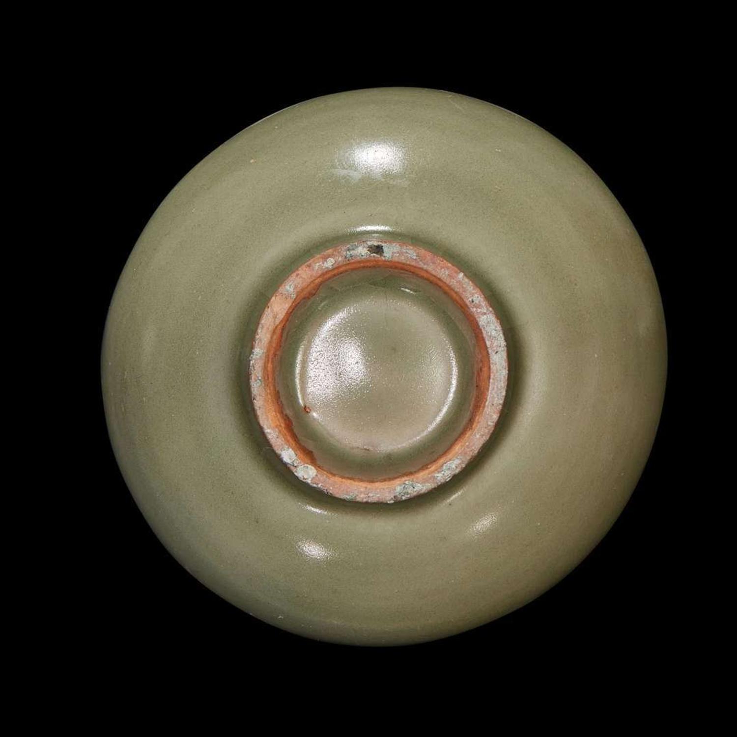 A Chinese Longquan celadon small bowl Song/Yuan dynasty