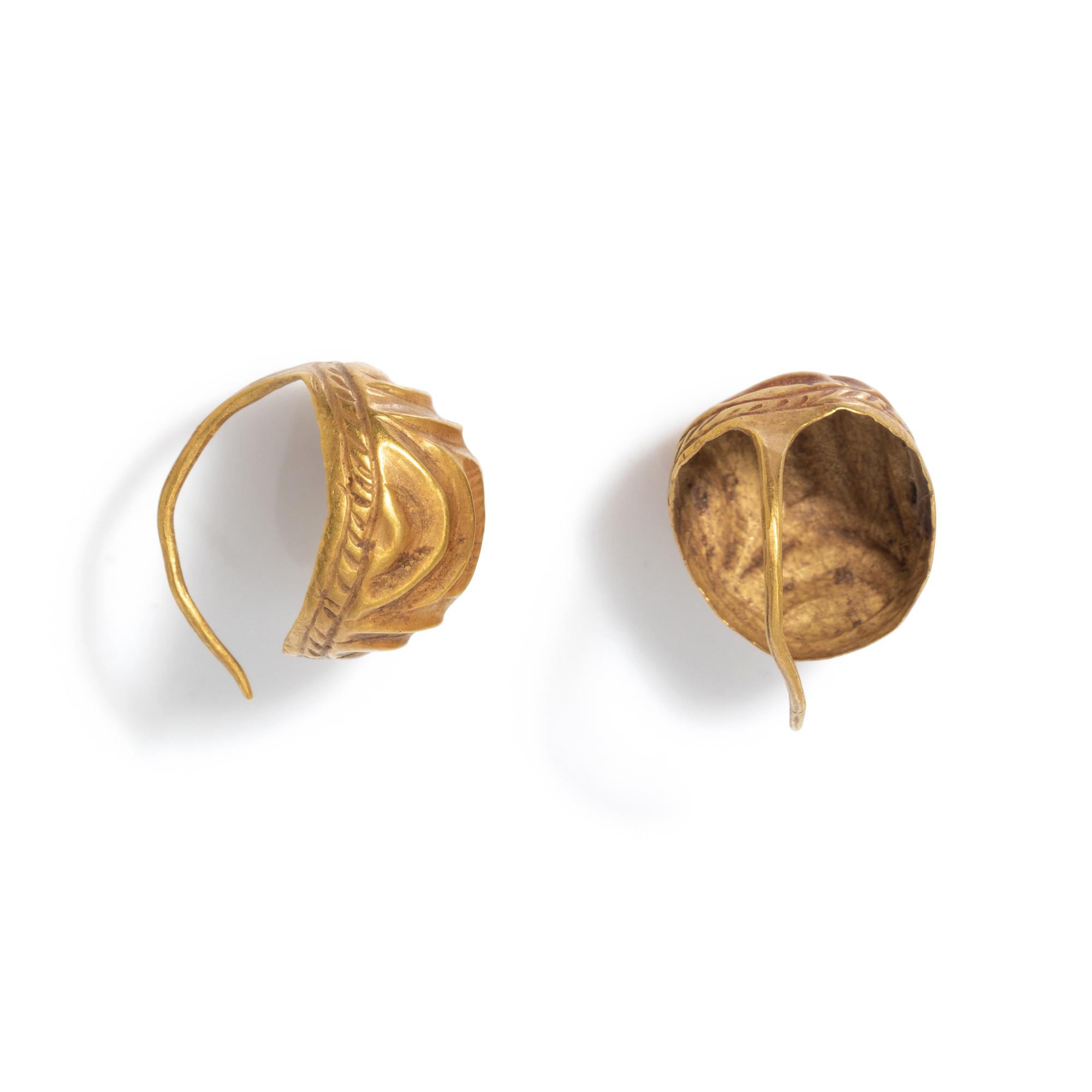 A Pair of Roman Gold Earrings