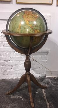 A Illuminated Library Globe Diameter of globe 16 inches. — SECOND HALF 20TH CENTURY