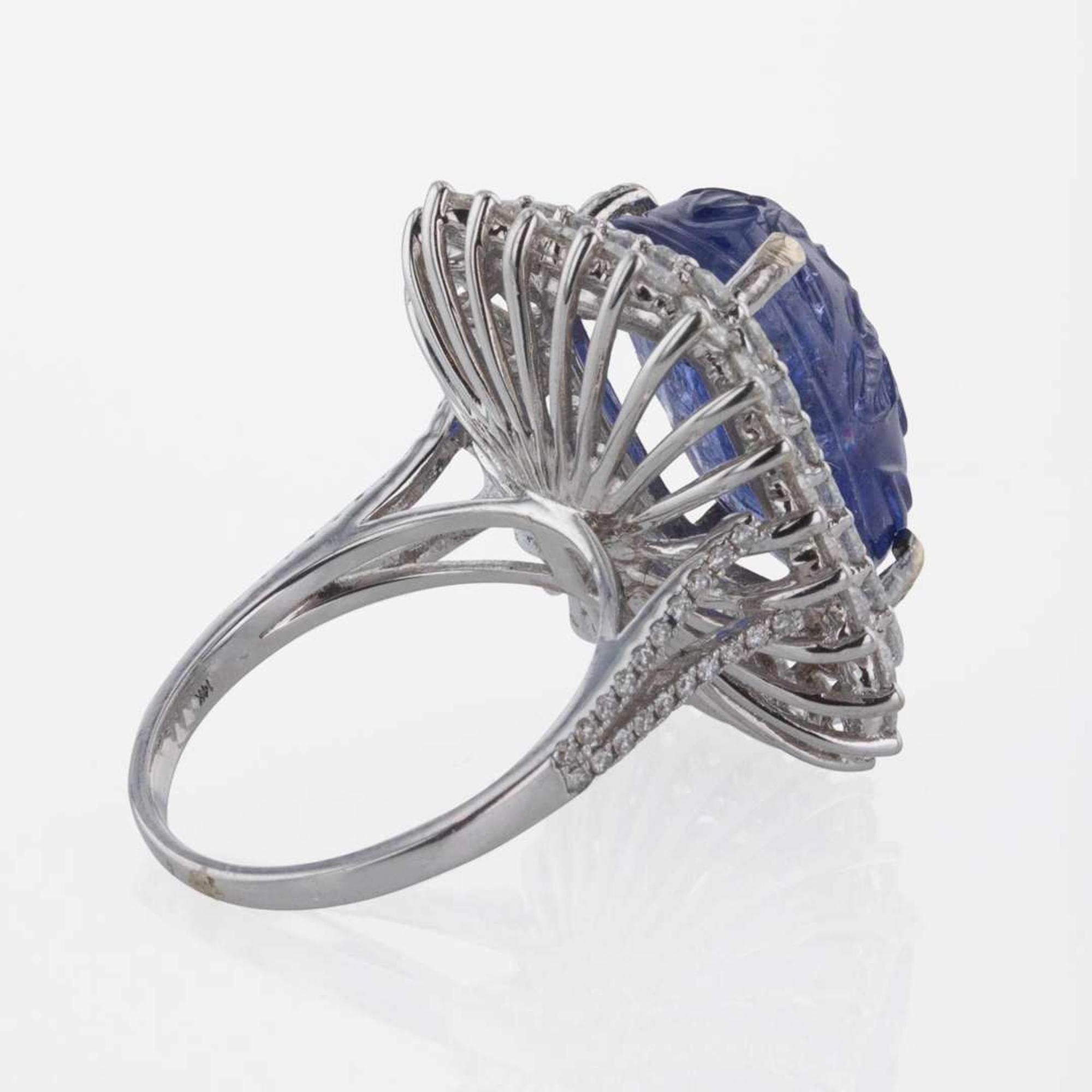 A 14K White Gold, Carved Sapphire, and Diamond Ring Natural Corundum Sapphire