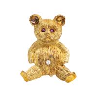 TIFFANY & CO., YELLOW GOLD, DIAMOND AND RUBY TEDDY BEAR BROOCH