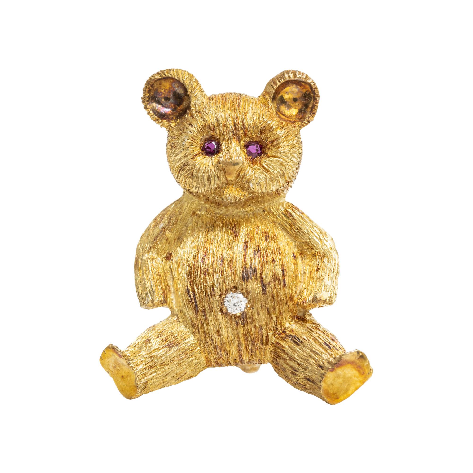 TIFFANY & CO., YELLOW GOLD, DIAMOND AND RUBY TEDDY BEAR BROOCH