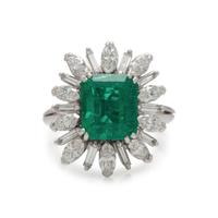 COLOMBIAN EMERALD AND DIAMOND RING