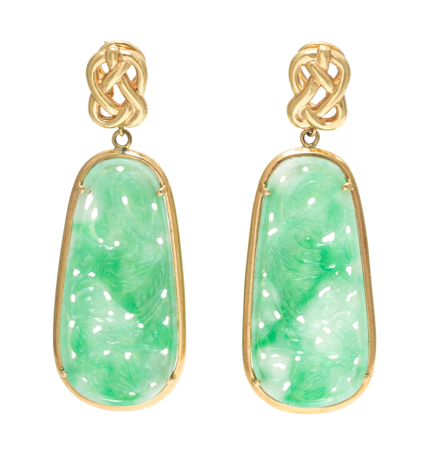 A Pair of Yellow Gold and Jade Dragon Motif Pendant Earclips, 9.30 dwts.